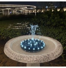 Schwimmender Solarspringbrunnen mit Akku und Licht - 